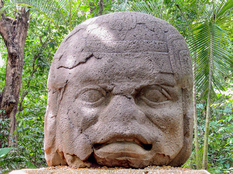 Cabeza Olmeca en el Parque La Venta de Villahermosa, Tabasco