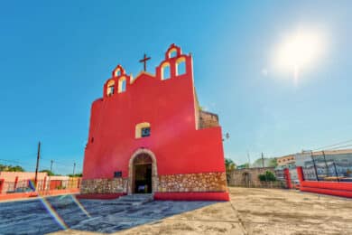 Buctzotz in Yucatán - Kirche, Cenoten und Rinderland