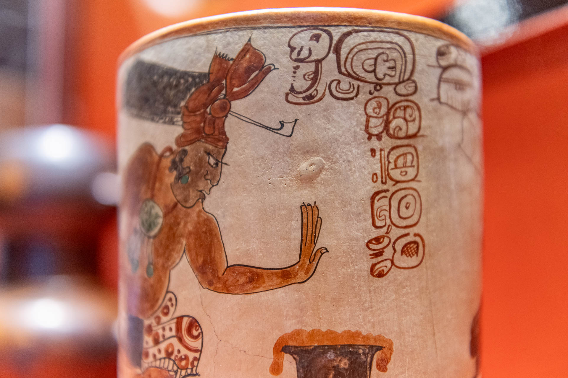 Maya-Gefäß mit Kakao-Hieroglyphen