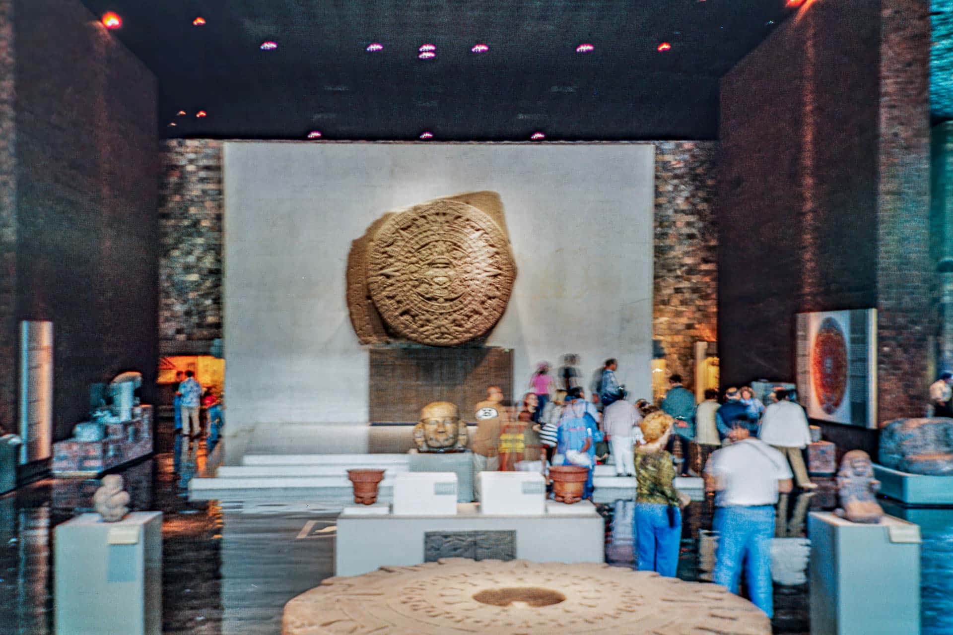 Museo Nacional de Antropología mit dem aztekische Kalenderstein Piedra del Sol