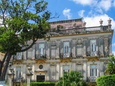 Paseo de Montejo - Méridas Belle-Époque-Boulevard zwischen Grünem Gold und Gegenwart